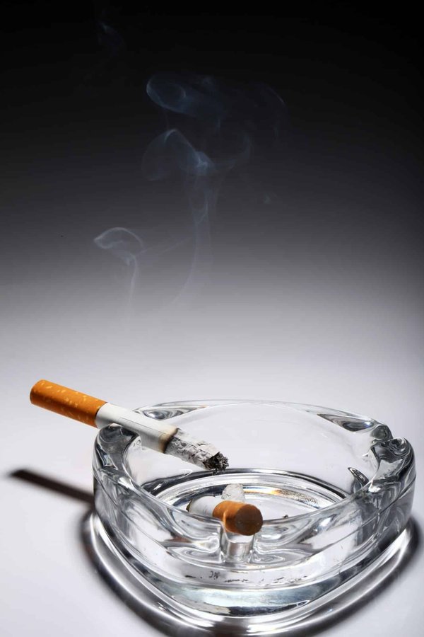 Cendrier original : quelle matière de fabrication choisir ?